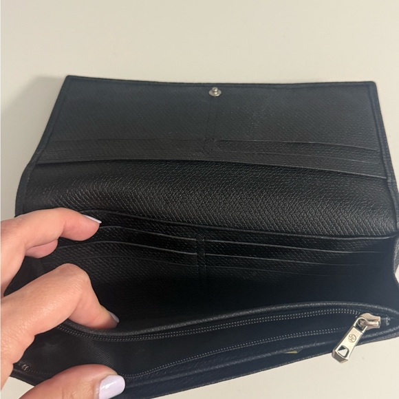 Longchamp Wallet - Picture 7 of 14